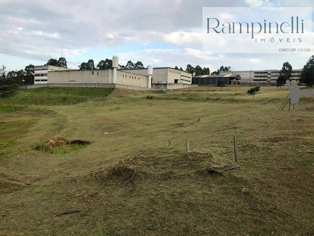 Área para Venda em Santana de Parnaíba - 3