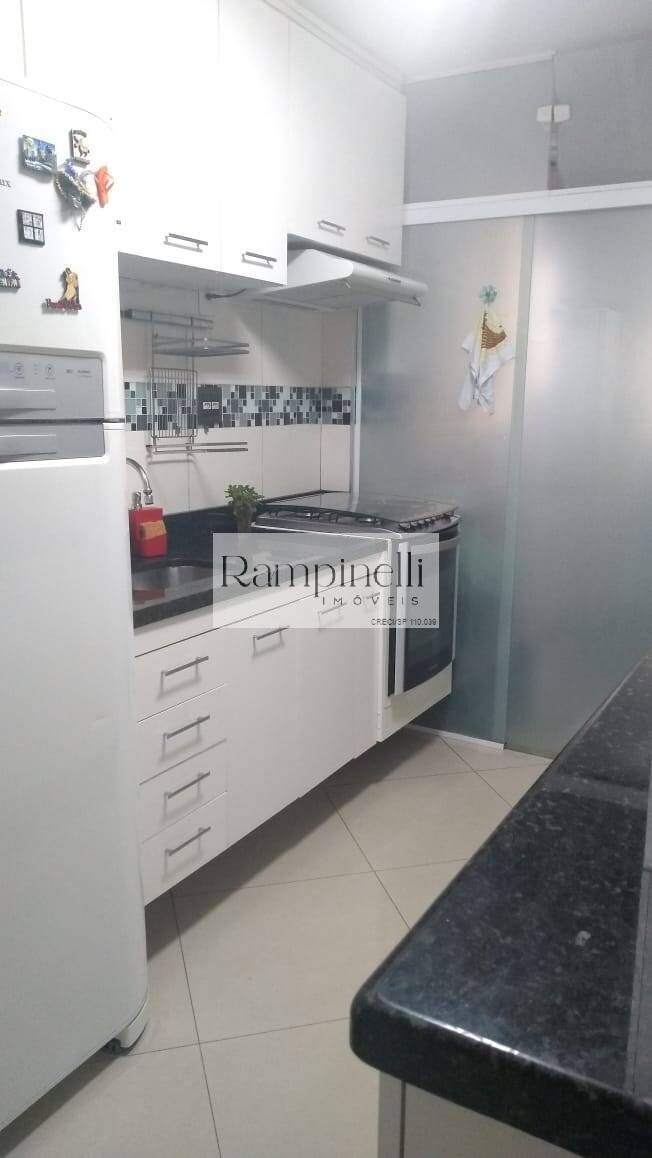 Apartamento à venda com 3 quartos, 70m² - Foto 9