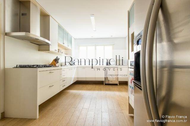 Apartamento à venda com 4 quartos, 350m² - Foto 2