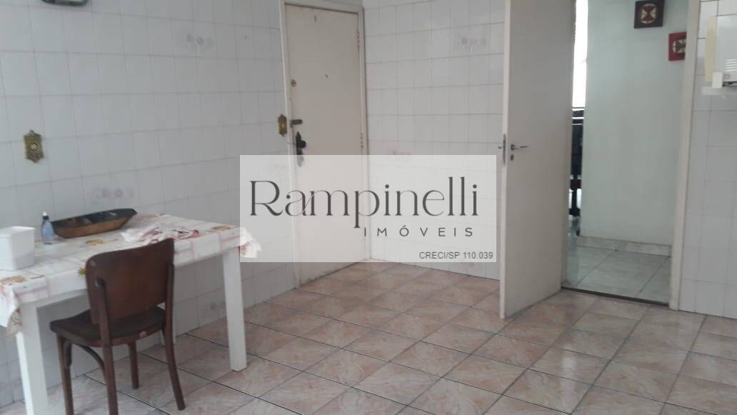 Apartamento à venda com 3 quartos, 94m² - Foto 13