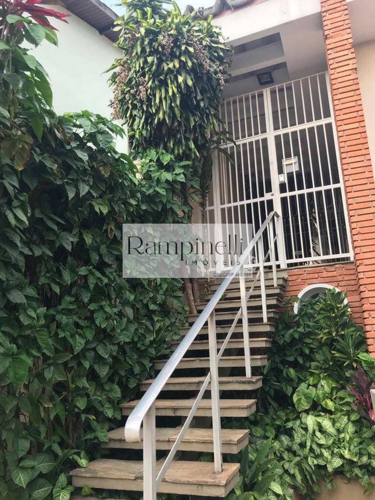 Apartamento à venda com 3 quartos, 224m² - Foto 2