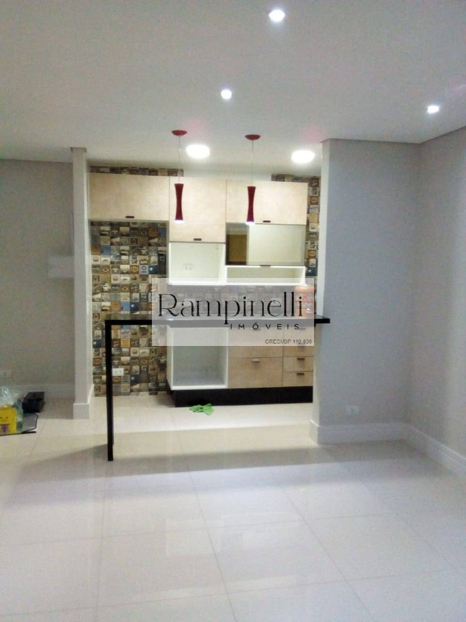 Apartamento à venda com 2 quartos, 72m² - Foto 2