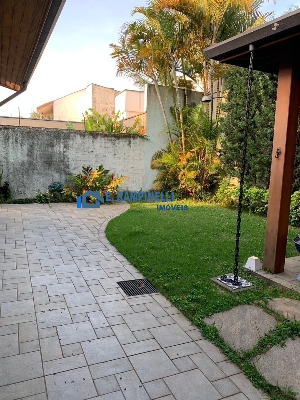 Casa à venda com 4 quartos, 300m² - Foto 19