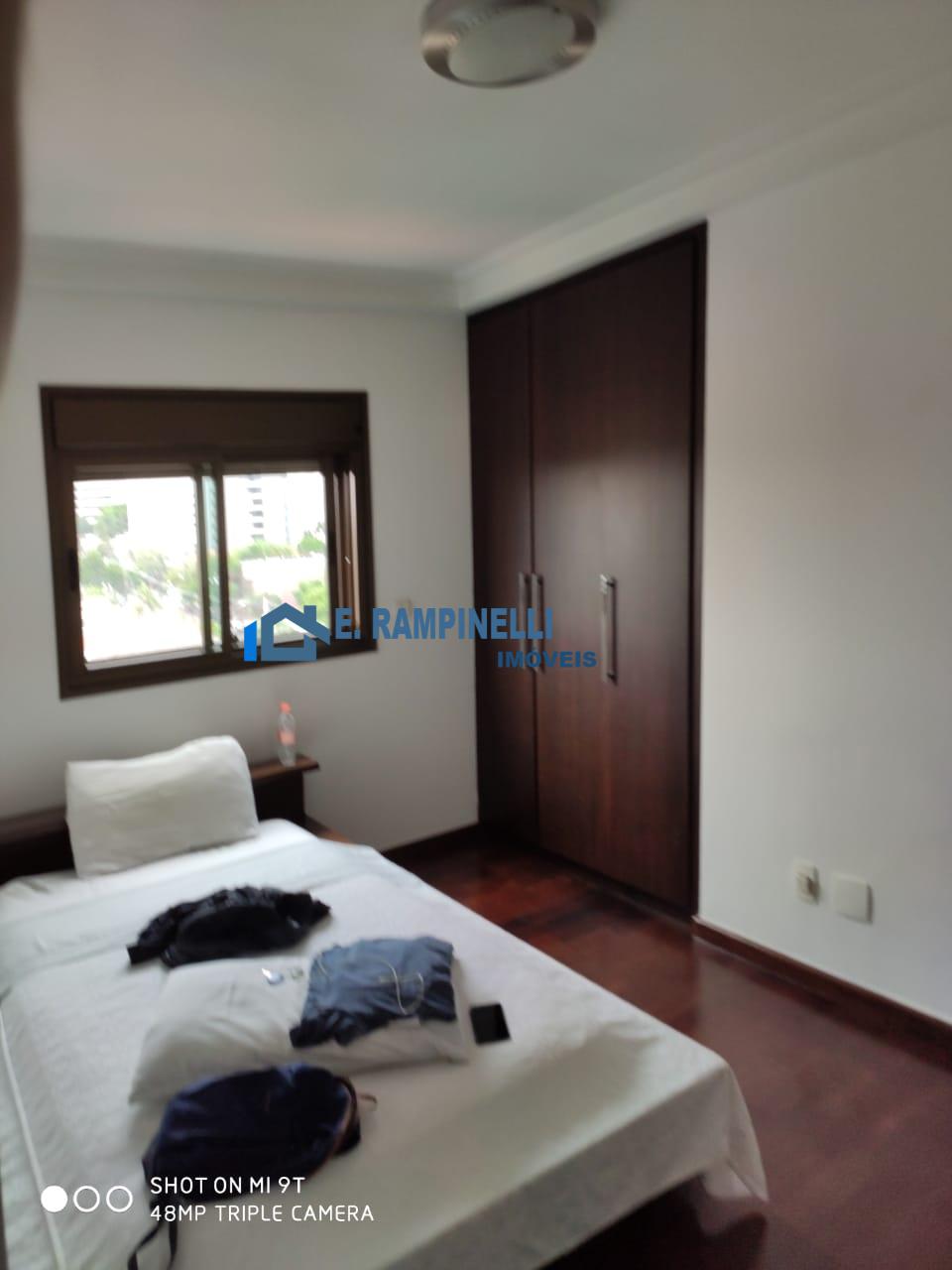 Apartamento à venda com 5 quartos, 384m² - Foto 7