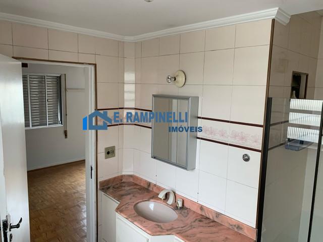 Apartamento para alugar com 4 quartos, 170m² - Foto 3