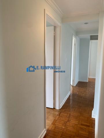 Apartamento para alugar com 4 quartos, 170m² - Foto 12