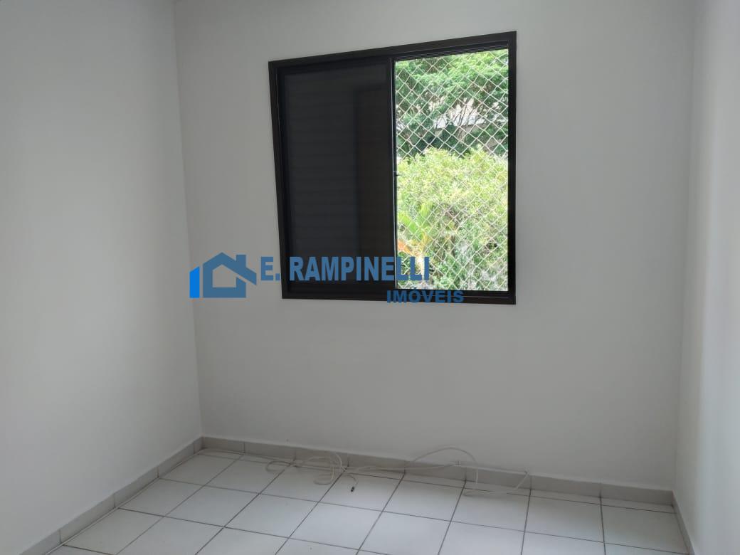 Apartamento à venda com 3 quartos, 76m² - Foto 7