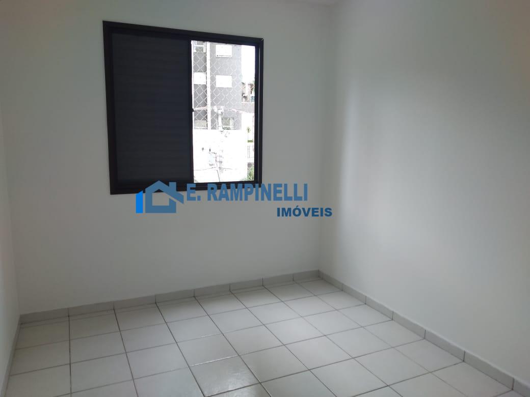 Apartamento à venda com 3 quartos, 76m² - Foto 12