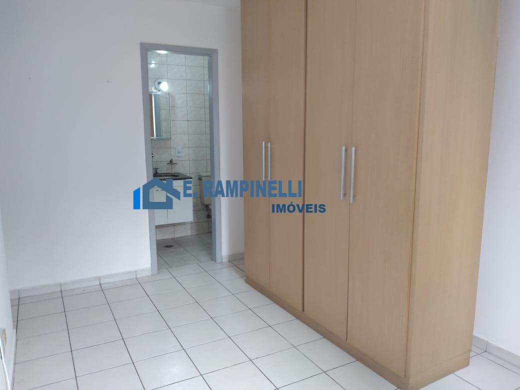 Apartamento à venda com 3 quartos, 76m² - Foto 11