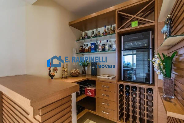 Apartamento à venda com 3 quartos, 201m² - Foto 7