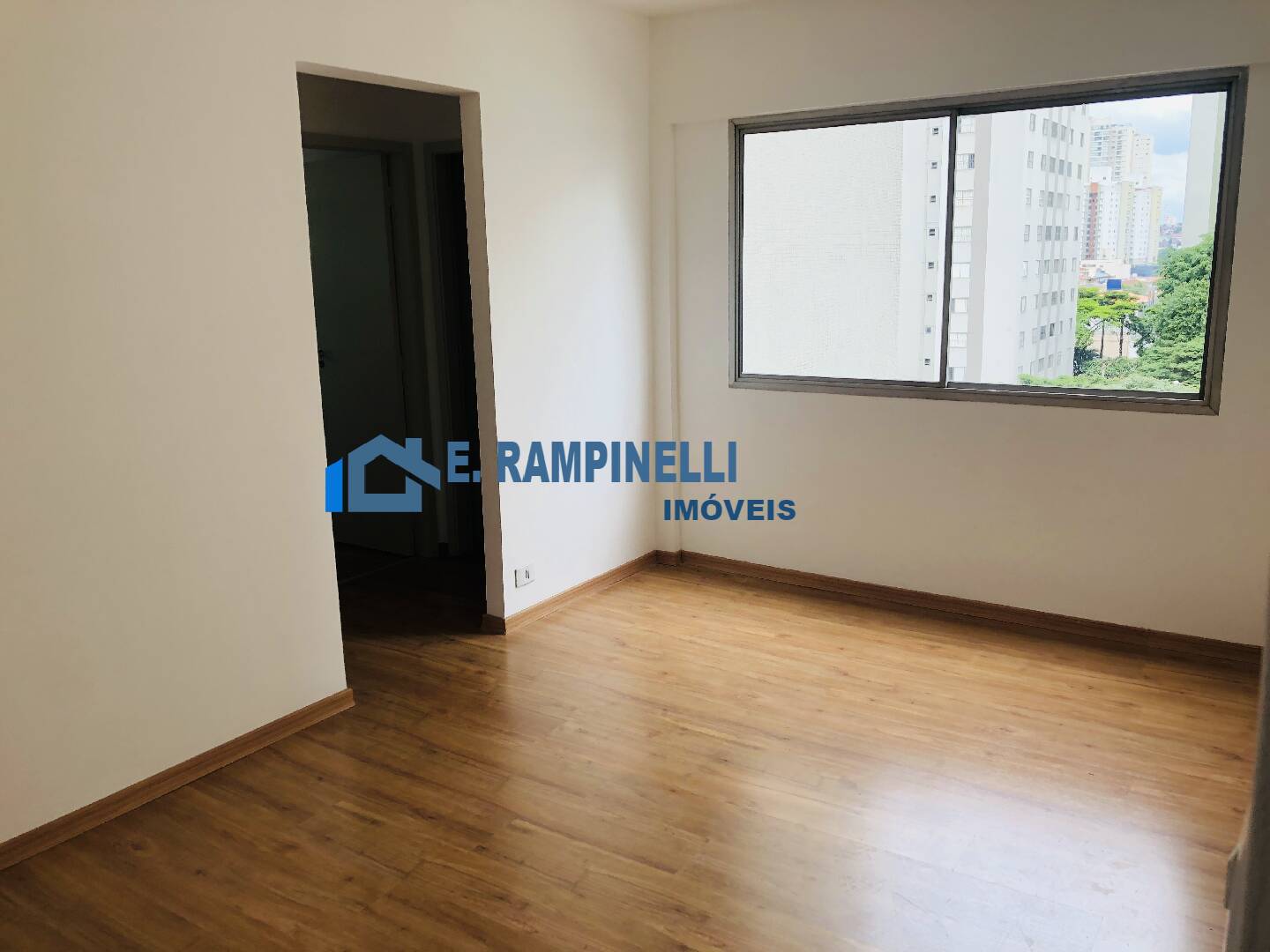 Apartamento para alugar com 2 quartos, 70m² - Foto 9