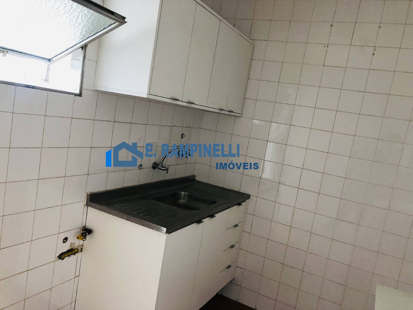 Apartamento para alugar com 2 quartos, 70m² - Foto 11