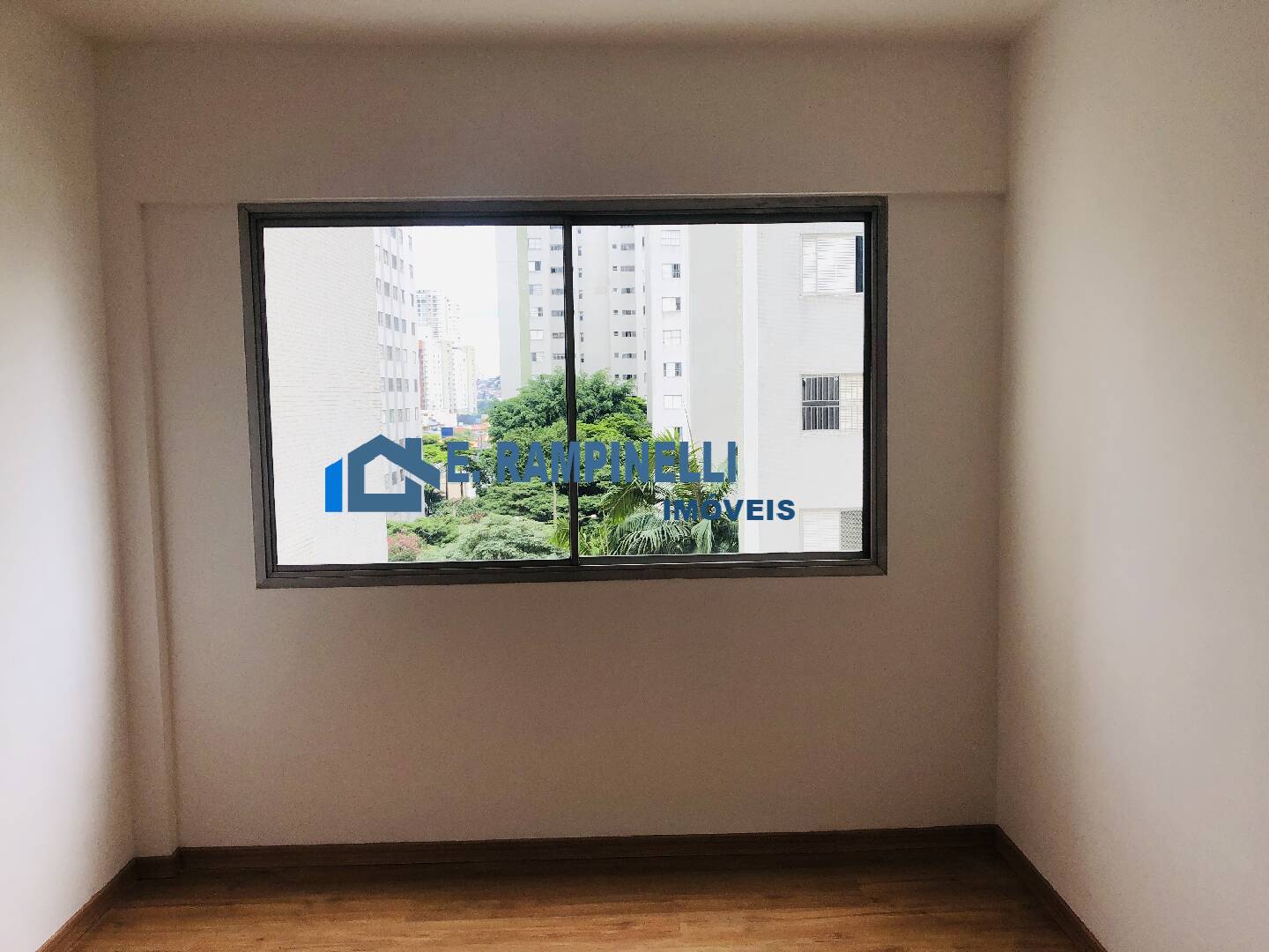 Apartamento para alugar com 2 quartos, 70m² - Foto 17