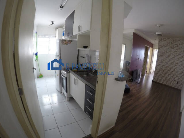 Apartamento à venda com 3 quartos, 60m² - Foto 2