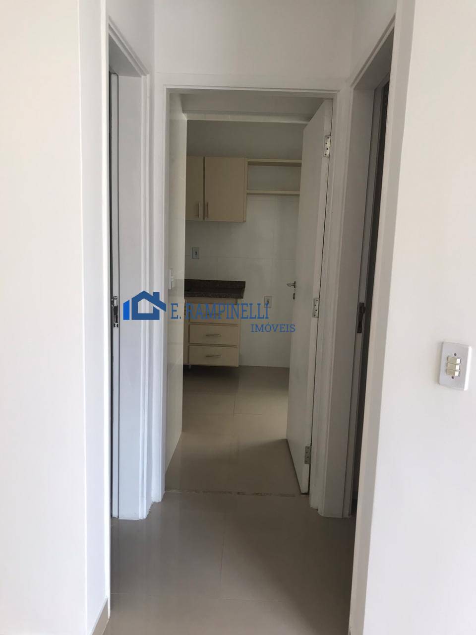 Apartamento para alugar com 1 quarto, 43m² - Foto 2