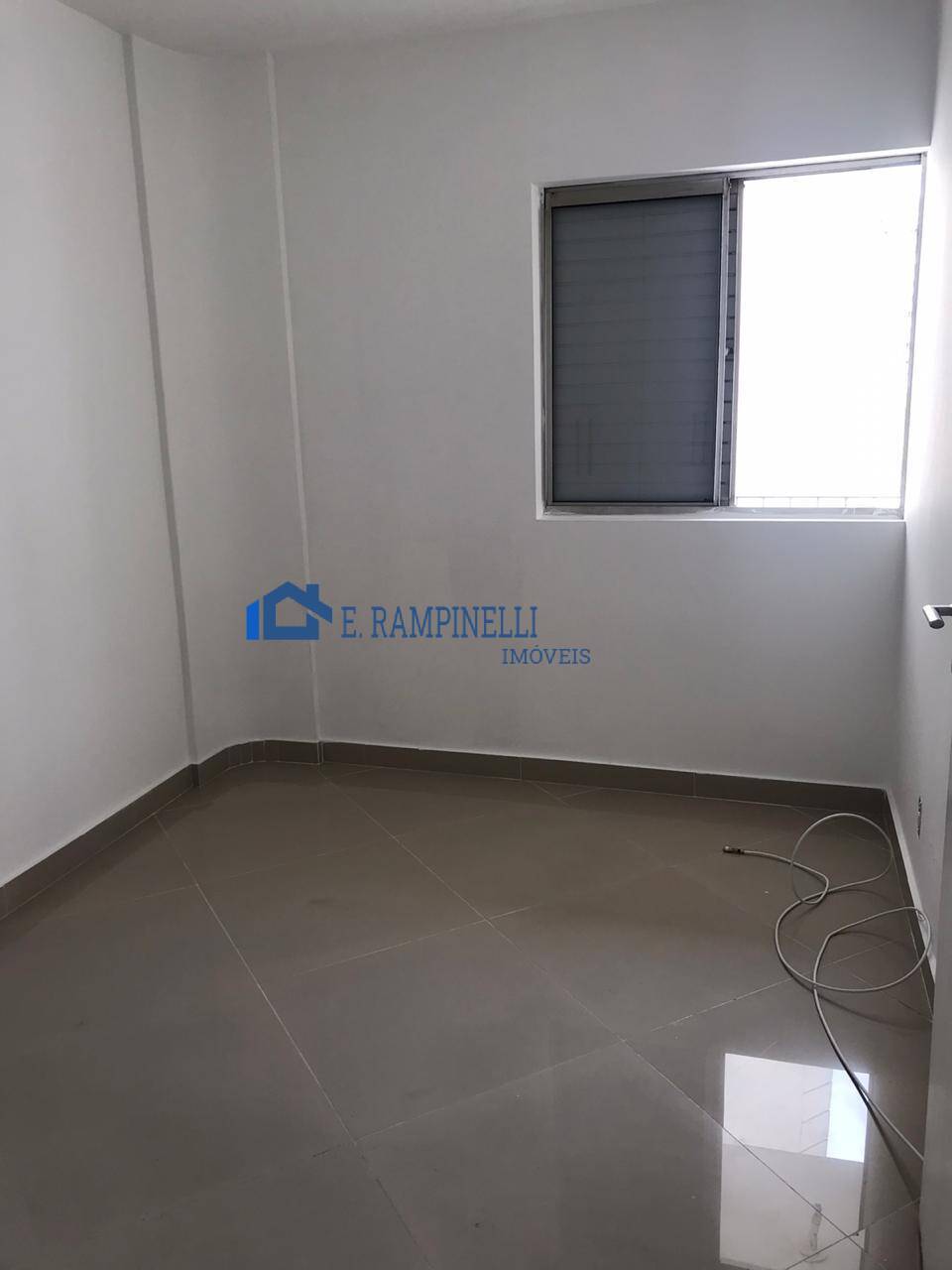 Apartamento para alugar com 1 quarto, 43m² - Foto 4