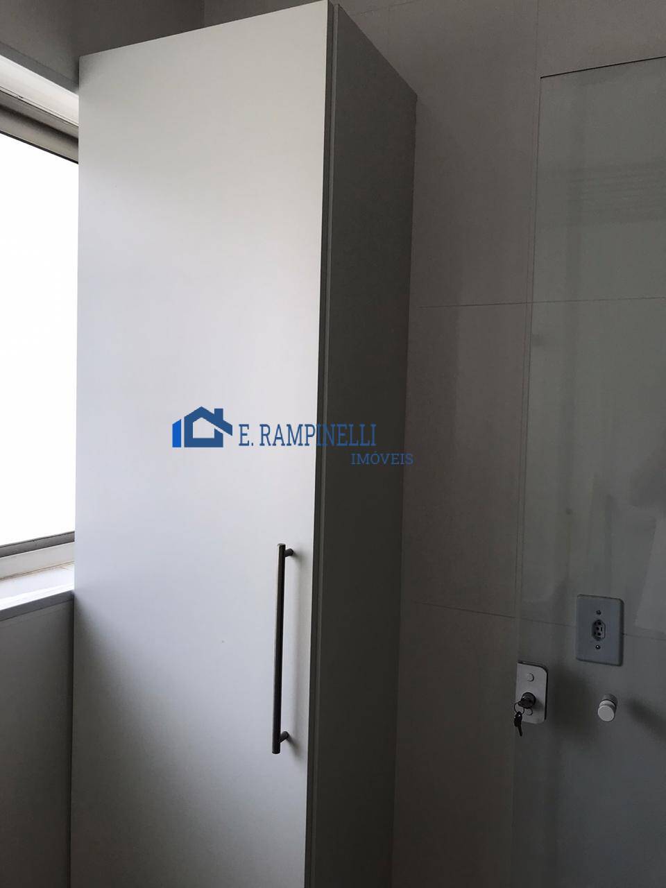 Apartamento para alugar com 1 quarto, 43m² - Foto 15