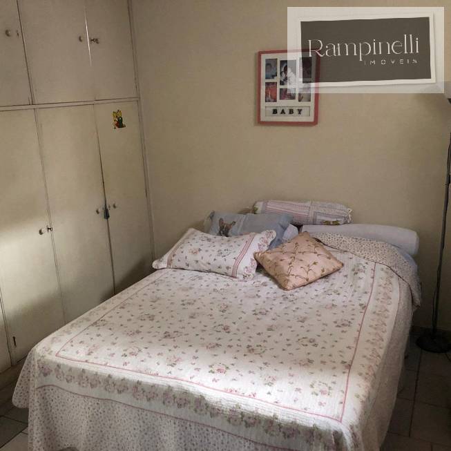 Casa à venda com 4 quartos, 250m² - Foto 16