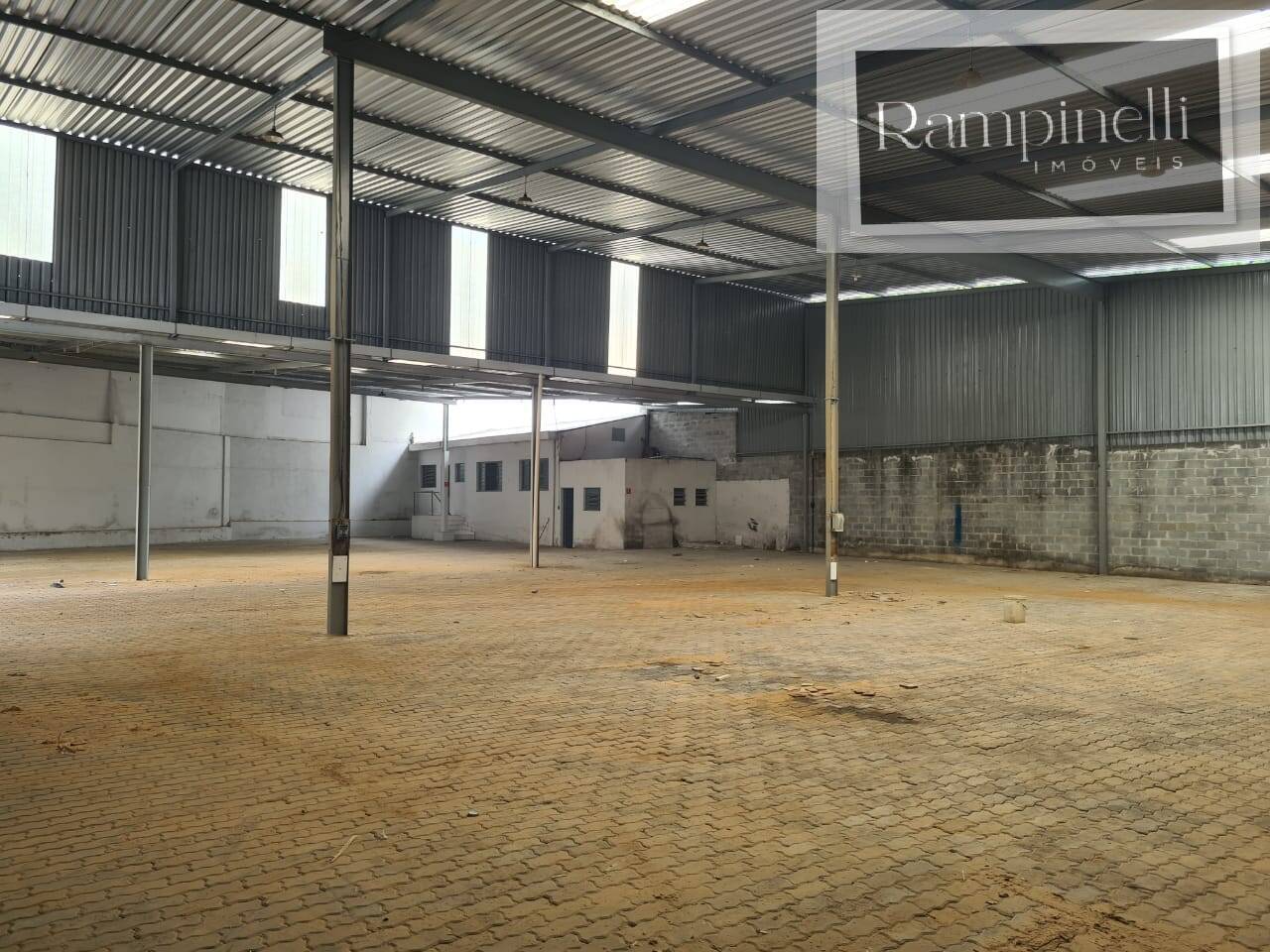 Depósito-Galpão-Armazém para alugar, 1000m² - Foto 3