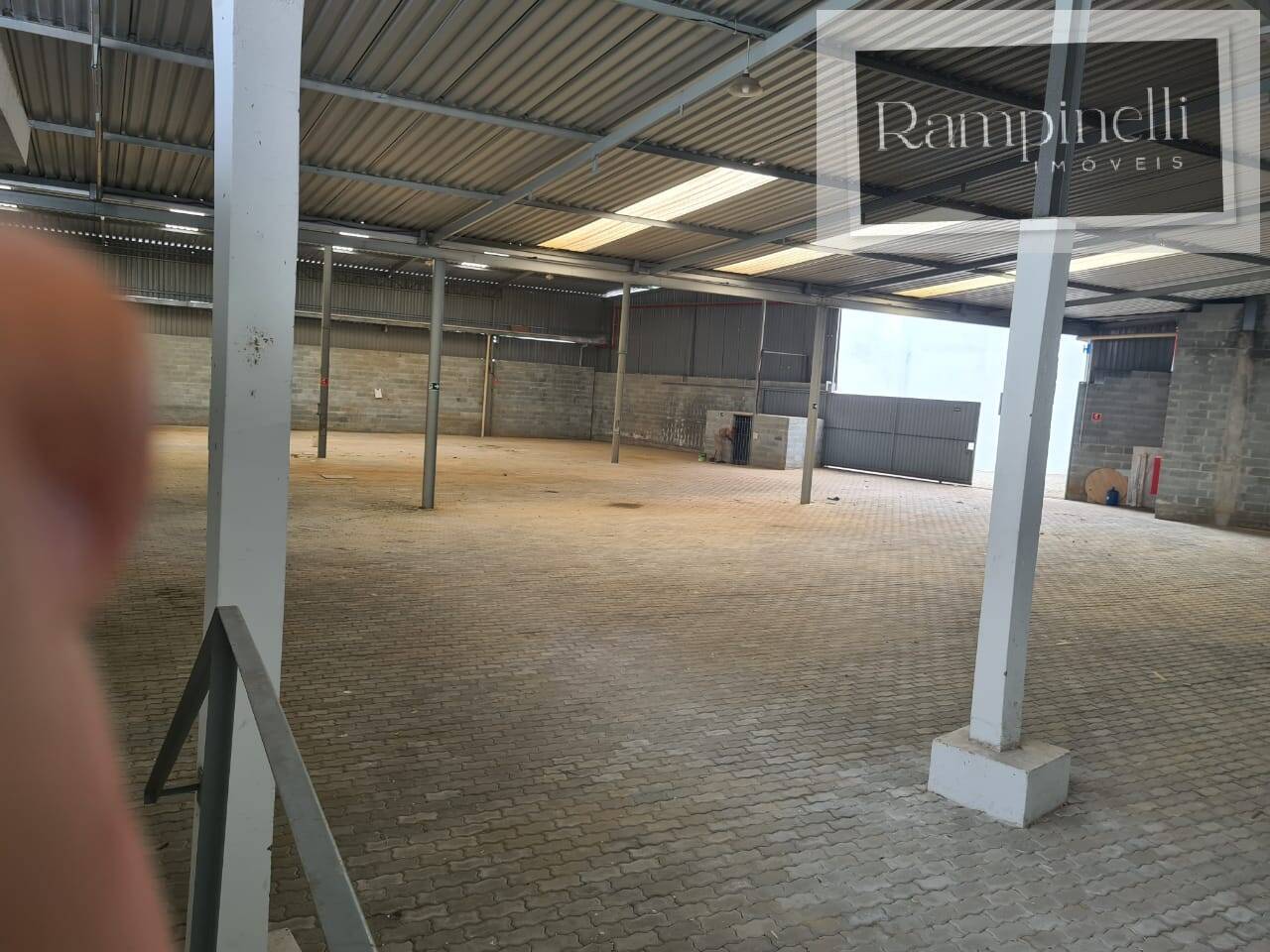 Depósito-Galpão-Armazém para alugar, 1000m² - Foto 12