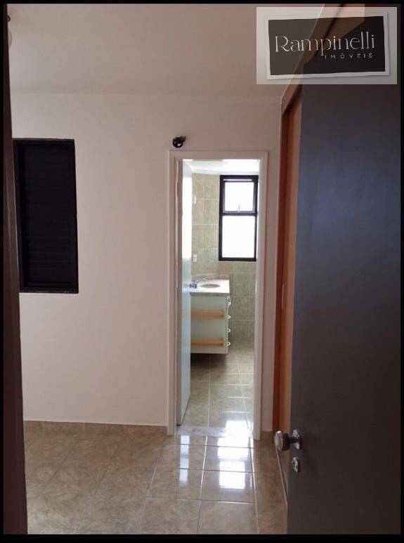 Apartamento para alugar com 1 quarto, 57m² - Foto 8