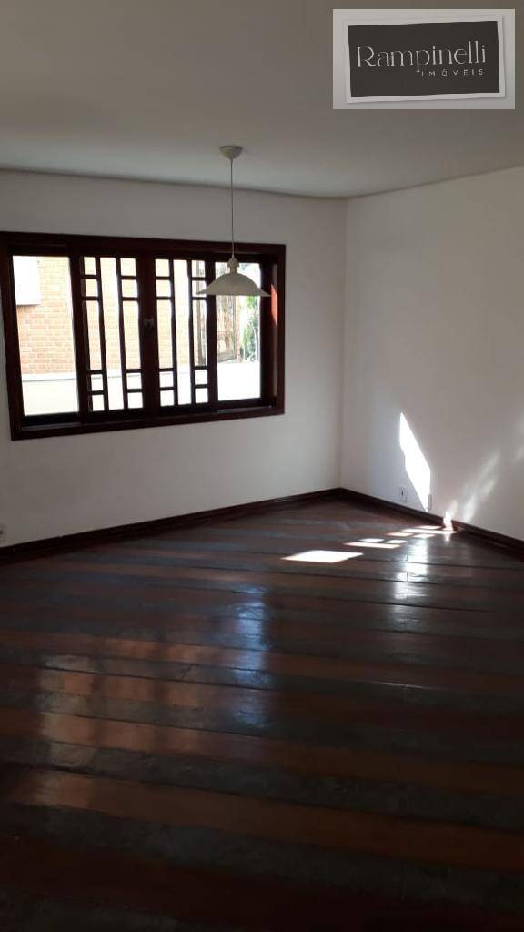 Casa para alugar com 4 quartos, 360m² - Foto 9