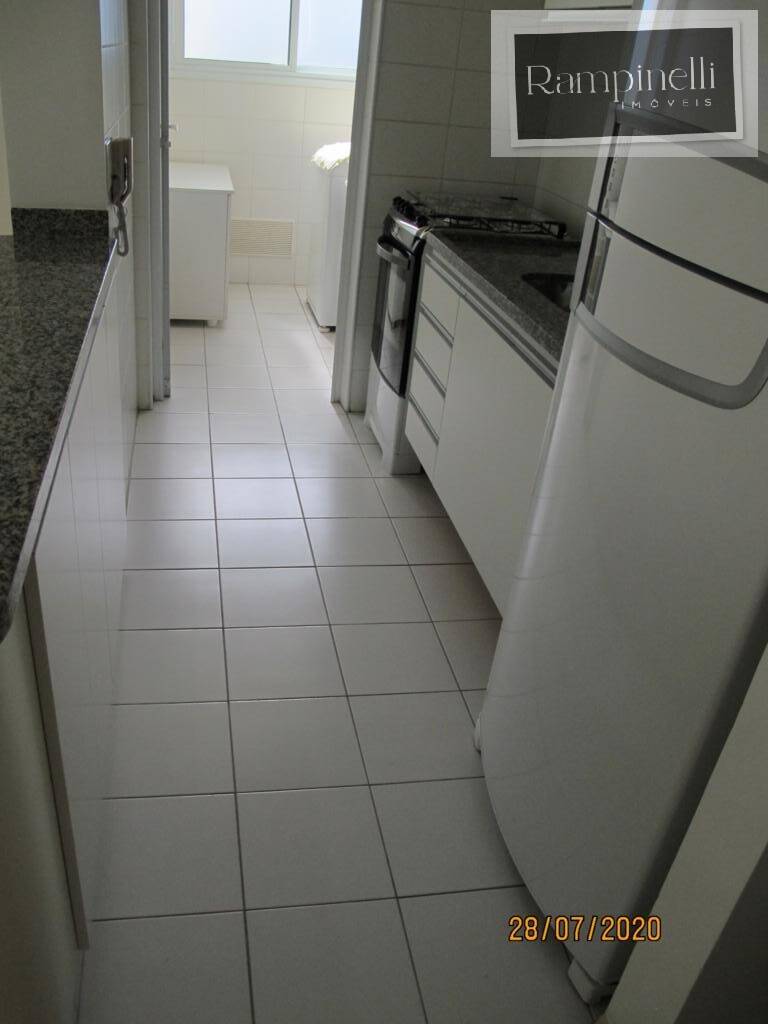 Apartamento para alugar com 2 quartos, 60m² - Foto 8