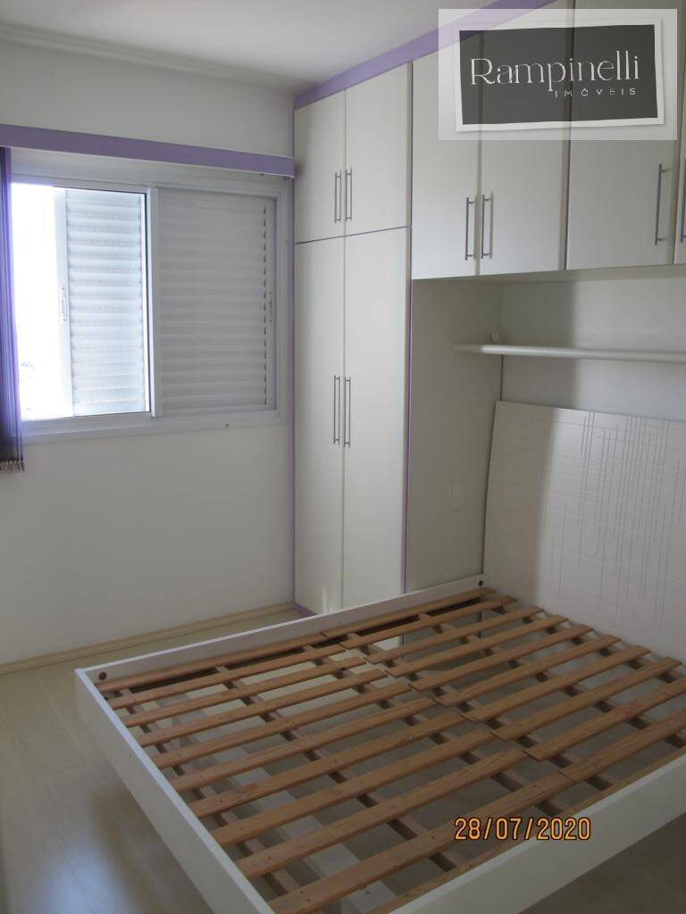 Apartamento para alugar com 2 quartos, 60m² - Foto 11